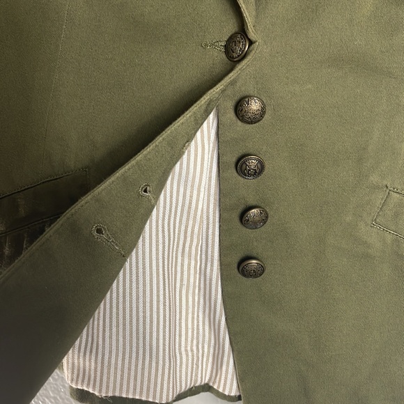 Jacket - Picture 4 of 7